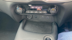 Nissan Juke 1.0 DiG-T N-Connecta 5dr Petrol Hatchback